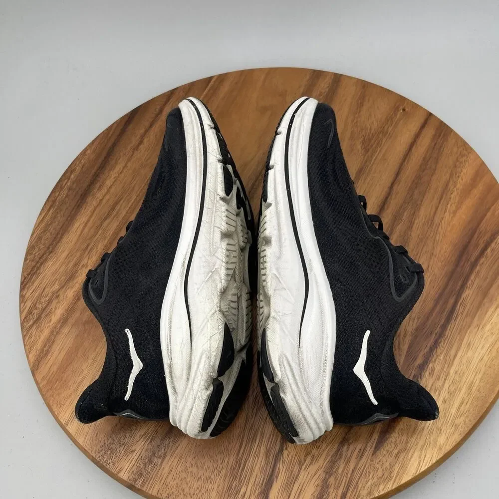 Hoka One One Clifton 10 Shoes Womens Size 8 B Black Running Comfort Walking Gym